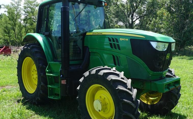 
								2013 John Deere 6140M MFWD Tractor full									